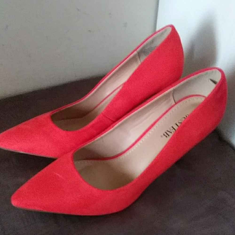 High heels - Picture 5 of 8